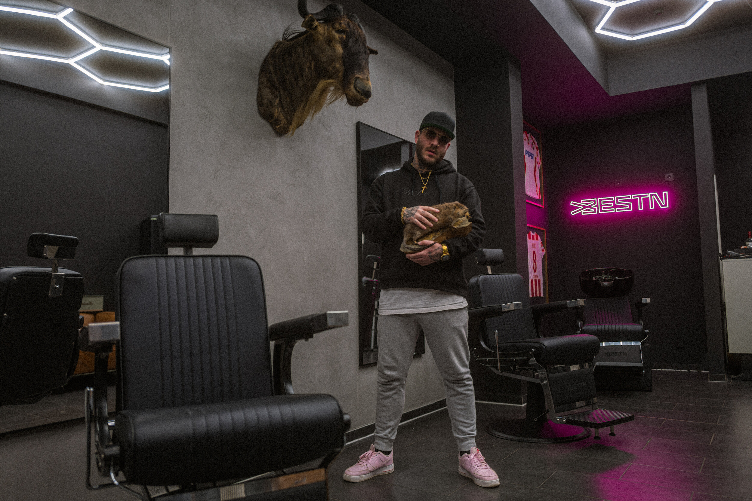 Top Friseure in Köln | BESTN Barbershop | Mr. Köln | Foto: BESTN Barbershop Top Friseure in Köln | BESTN Barbershop | Mr. Köln | Foto: BESTN Barbershop